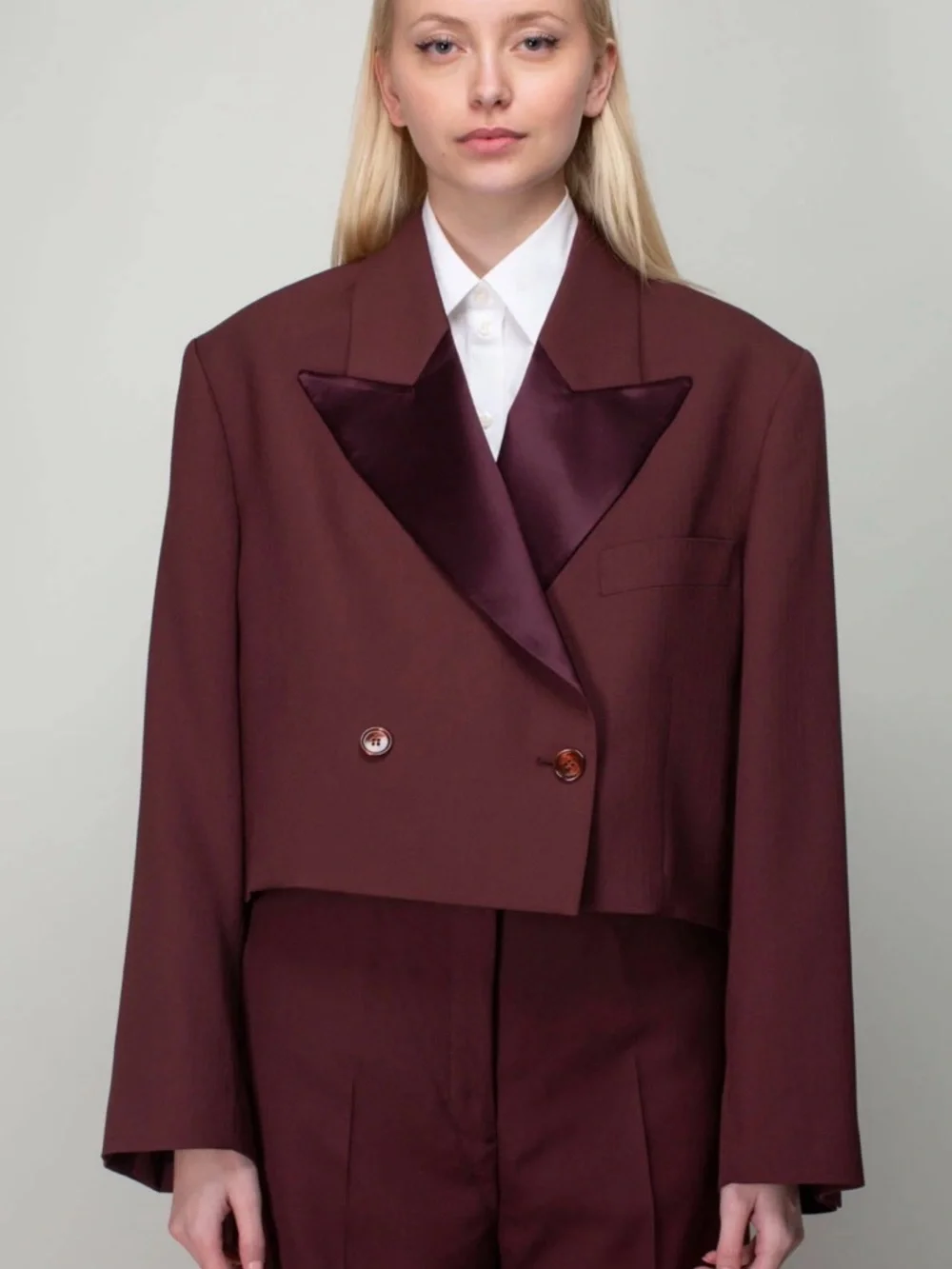 Acne Studios Burgundy Cropped Double-Breasted Oversized Blazer with Satin Lapels - Picture 1 of 4